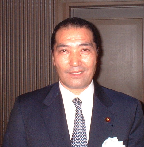 松浪健四郎事務所 〒 5980044